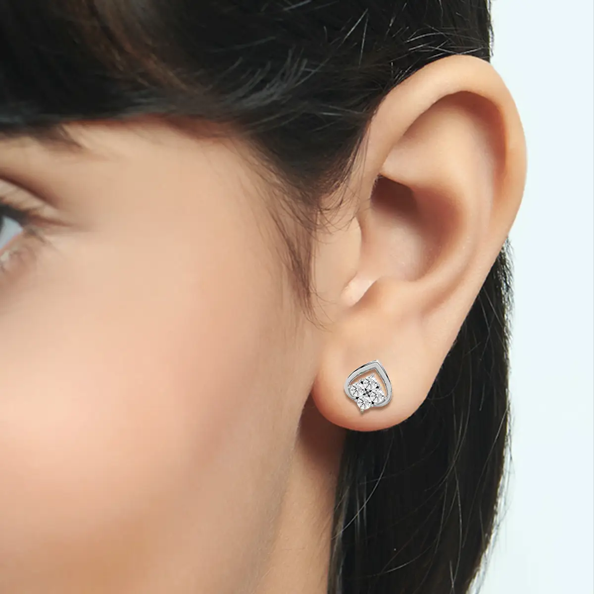 Shining Spade Round Diamond Studs