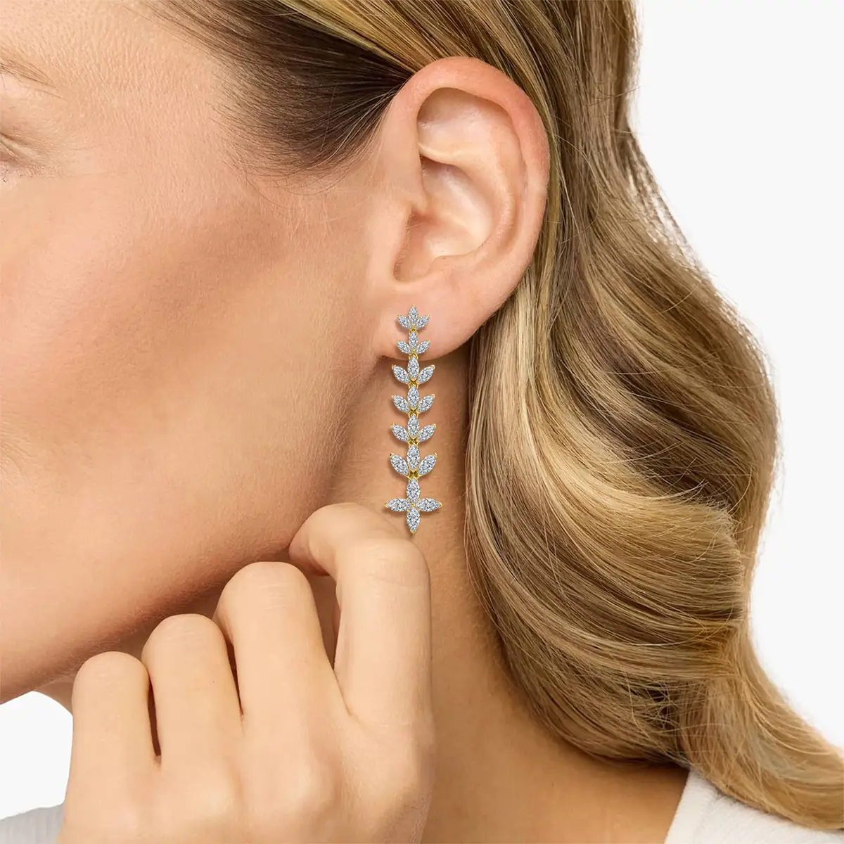 9 Carat Marquise Shape Diamond Gold Fashion Earring