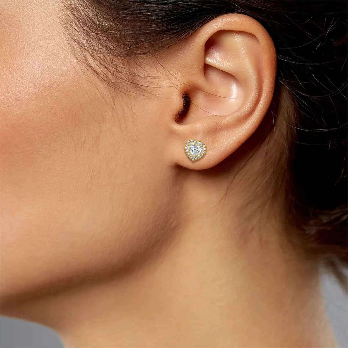 2.50 Carat Heart And Round Shaped Diamond Earring