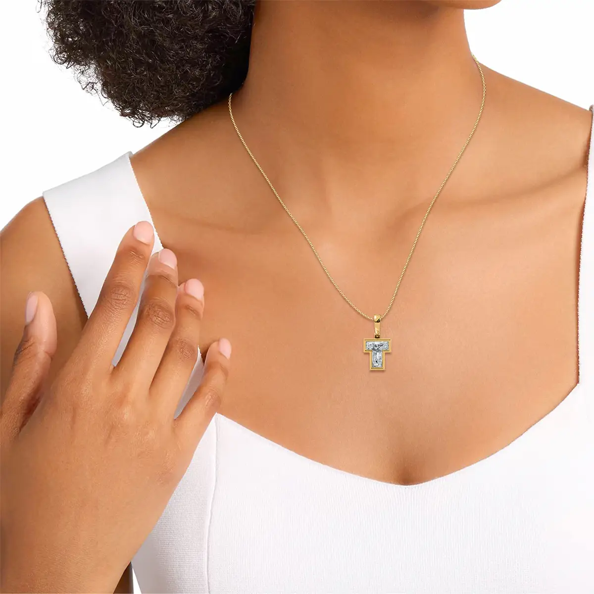 T Letter Diamond Initial Pendant With Chain In Yellow Gold