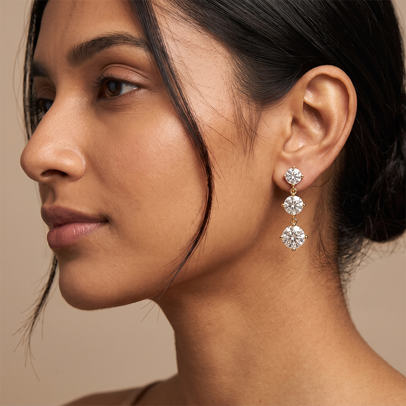 What Is the Difference Between Dangle and Drop Earrings?