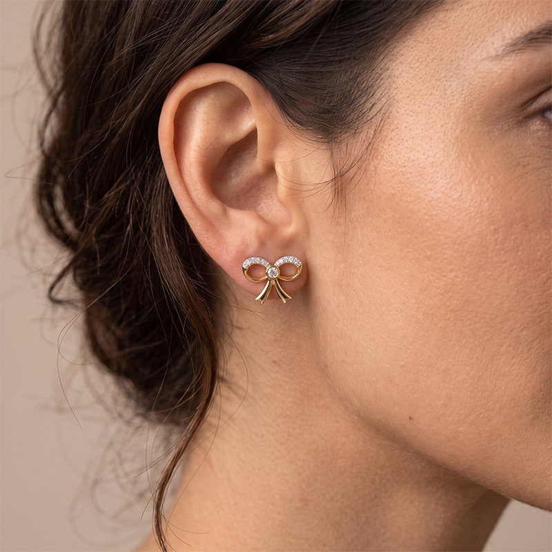 What Are Fashion Earrings?